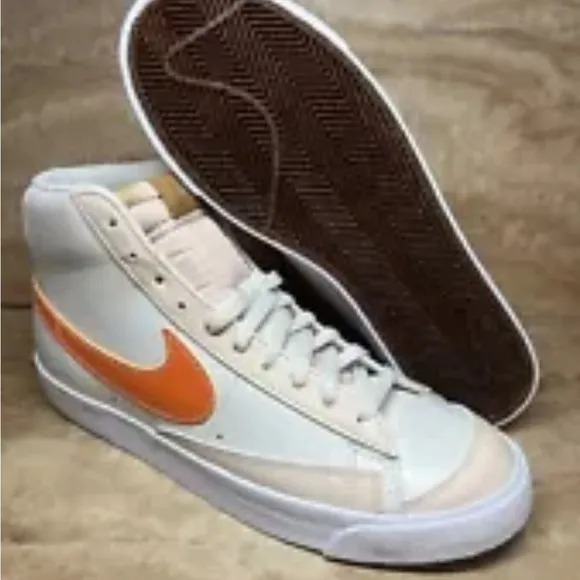 Nike Men's Size 10.5 Blazer Mid '77 EMB DQ7674 001 Beige Orange Sneaker