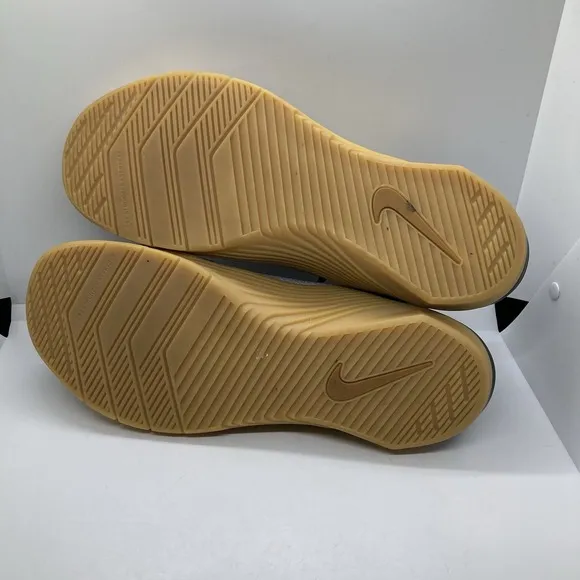Nike Metcon 5 Mens Size 12 Black Gum Training Shoes Sneakers  AQ1189-009