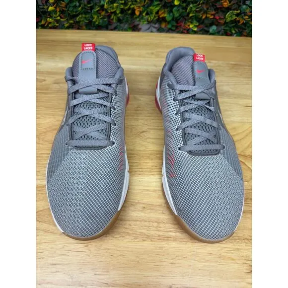 Nike Metcon 8 Training Gym Shoes Pewter Gray Gum Bottoms Light Crimson Men 9 GUC