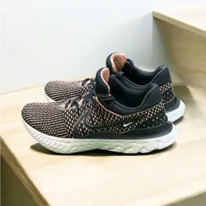 Nike React Infinity Run Flyknit Black, Pink Prime Men’s Sneakers Size 11.5.