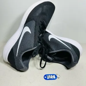 Nike Revolution 3  Mens Black Athletic Running Shoes Sneakers 819300 001  11,5