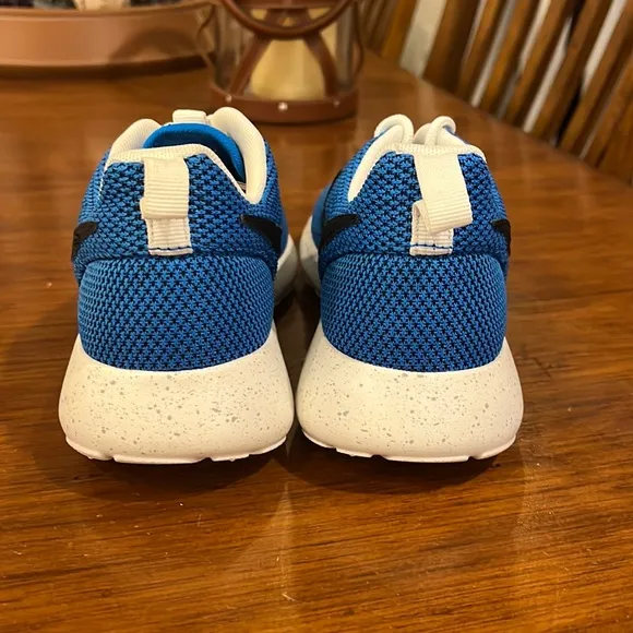 Nike Roshe One rosherun GS shoes sneakers new Boys Girls Youth 599728 403 sz 4Y