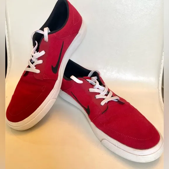 NIKE SB Portmore Red Black White Canvas Low Top Skate Shoe