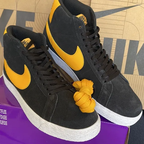 Nike SB ZOOM BLAZER MID Black/University Gold-Black WMNS