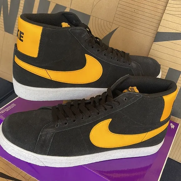 Nike SB ZOOM BLAZER MID Black/University Gold-Black WMNS
