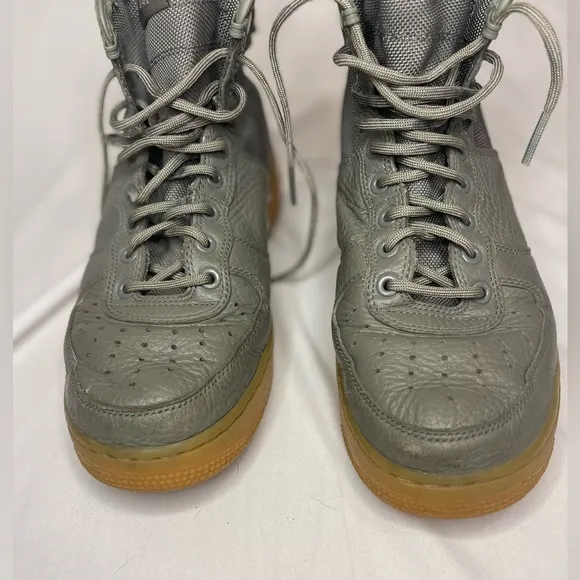 Nike SF Air Force 1 Mid Dark Stucco size 9.5