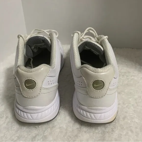 Nike‎ Shoes Womens White Training Sneakers 395863-101 FCS Steady Run White 10
