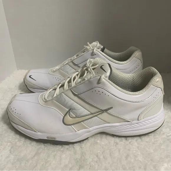 Nike‎ Shoes Womens White Training Sneakers 395863-101 FCS Steady Run White 10