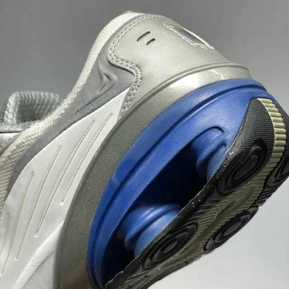Nike SHOX WALK Mens 9 Vintage Y2K Silver White Blue Athletic Training Shoes