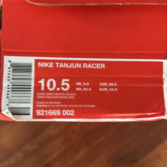 NIKE Tanjun Racer Kleets