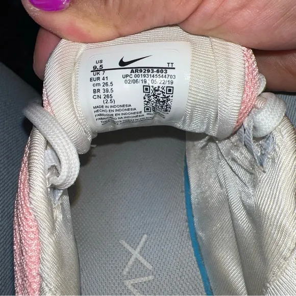 Nike Women's Pink Sneakers, size9.5
