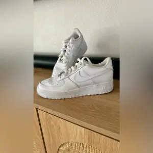 Nike | Youth All White Air Force Shoes | Sz 6.5