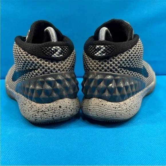 Nike Youth/Mens Kyrie Irving 1 All Star Sneaker Size youth 6.5
