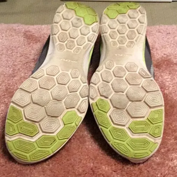 Nike flex TR 6 athletic shoes