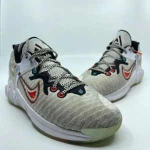 Nike Giannis Immortality Force Field Youth Sz 6Y White Athletic Shoes DM7609-100