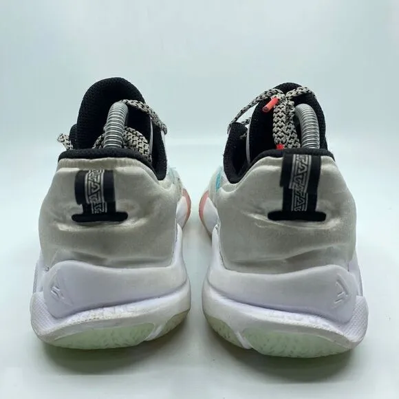 Nike Giannis Immortality Force Field Youth Sz 6Y White Athletic Shoes DM7609-100