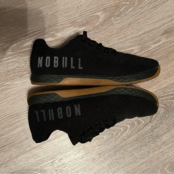 NOBULL Black Gum Outwork Lace Up Sneaker Shoes Size Women’s 8.5 Men’s 7 Like New