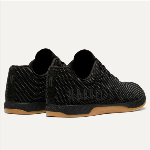 NOBULL Black Gum Outwork Lace Up Sneaker Shoes Size Women’s 8.5 Men’s 7 Like New
