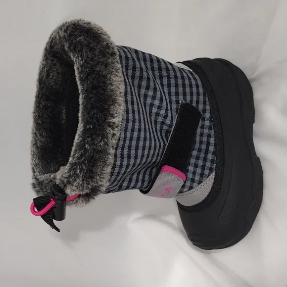 NWOB Kamik Little Girls Charcoal  Mini2T Waterproof Insulated Winter Boot Size 8