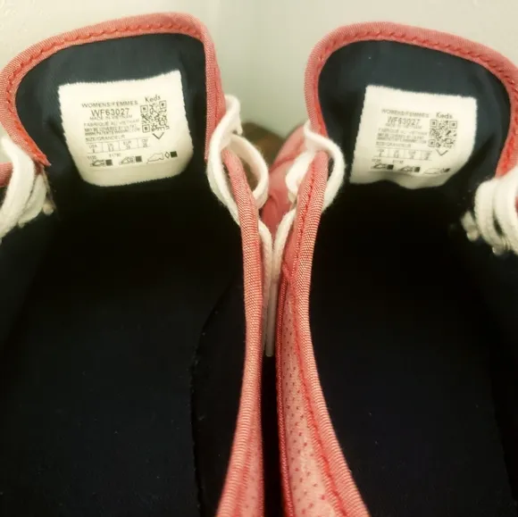 NWOT Keds pink canvas shoes