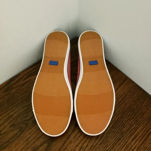 NWOT Keds pink canvas shoes