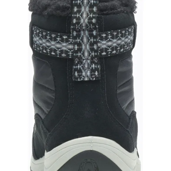 NWOT - MERRELL APPROACH SPORT MID WOMEN'S 9.5‎ BLACK WATERPROOF BOOTS