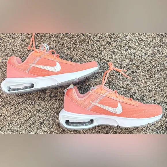 NWOT • Nike • Air Max INTRLK Lite SE Big Kids' Shoes • Orange • Size 5Y