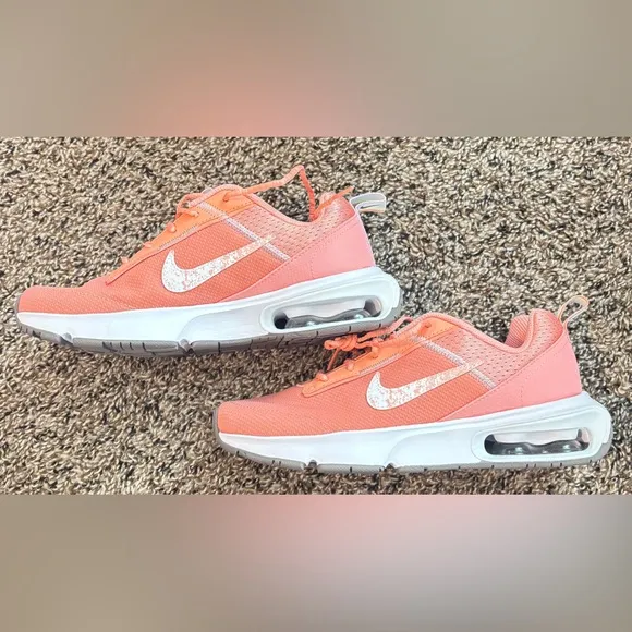 NWOT • Nike • Air Max INTRLK Lite SE Big Kids' Shoes • Orange • Size 5Y