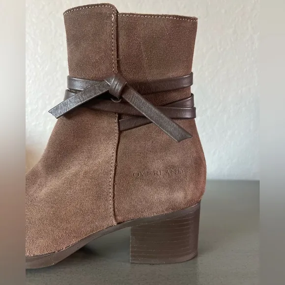 NWOT Overland Reveal Waterproof Suede Boots