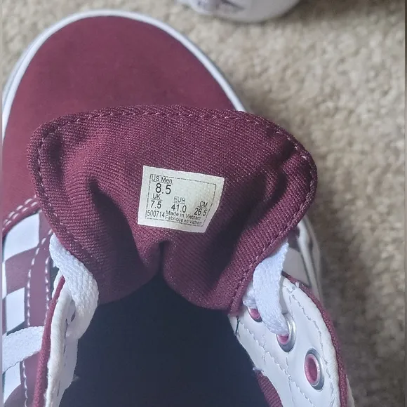 NWOT Vans Low Top Canvas Shoes