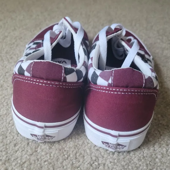NWOT Vans Low Top Canvas Shoes