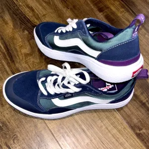 NWOT Vans UltraRange EXO SE Shoe/Sneakers