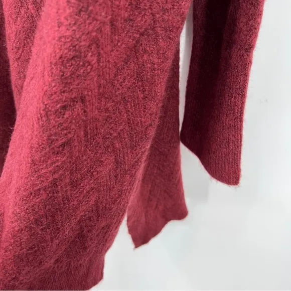 Nwt Chicos Herringbone Textured V-Neck Sweater Side Slit Tunic Cranberry Spice