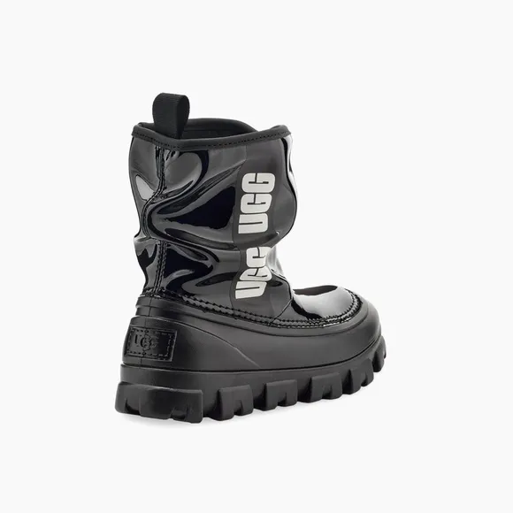 NWT girls UGG boots size 1
