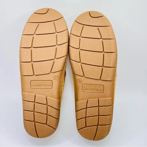 NWT Lands’ End Men’s English Tan Suede Leather Faux Fur Lined Moccasin Slippers
