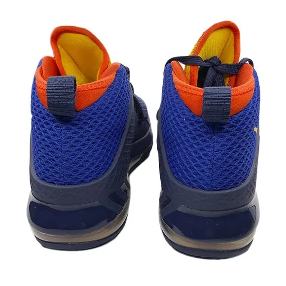 NWT NIKE MEN'S NAVY BLUE BASKETBALL SNEAKERS