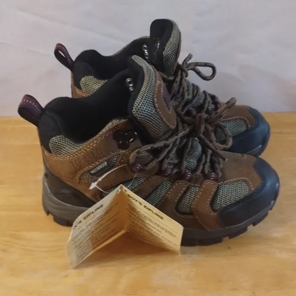 NWT RedHead Zipline Waterproof Hiking Boots for Kids size 3M ❤️
