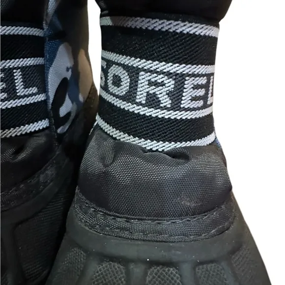 NWT Sorel CUB Winter Snow Rain Sled School Boots Little Kids Size 9 Blue Camo