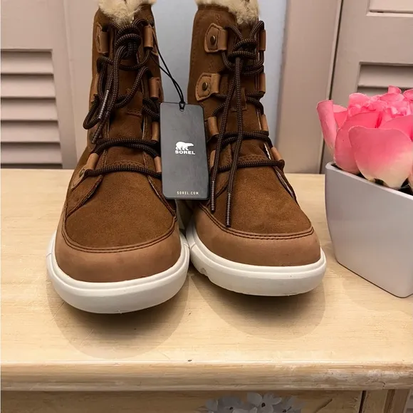 ⭐️NWT SOREL JOAN EXPLORER BOOTS⭐️
