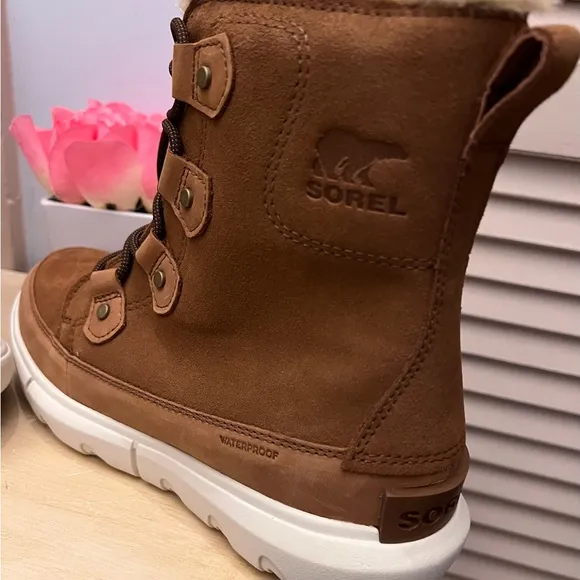 ⭐️NWT SOREL JOAN EXPLORER BOOTS⭐️