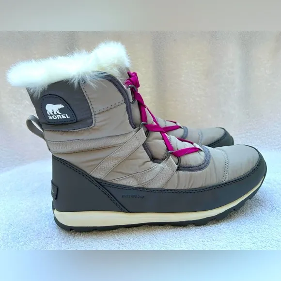 NWT Sorel Women's Whitney Short Lace Faux Fur Winter Boots - Gray - 9