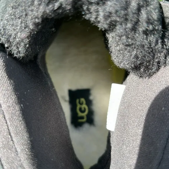 NWT UGG Brecken Lace Waterproof Boots