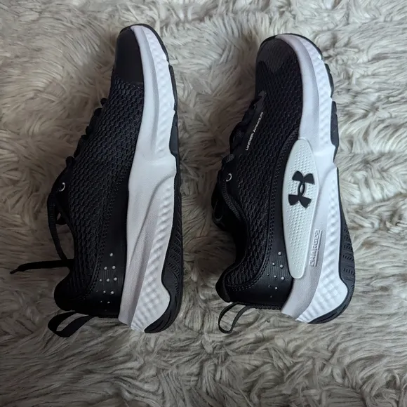 NWT Under Armour Women's Dynamic Select Training Shoes in Black