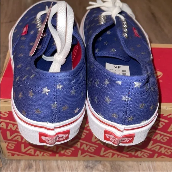 NWT Vans Studded Stars Red/Blue Size 10.5 Kids (girls and boys)