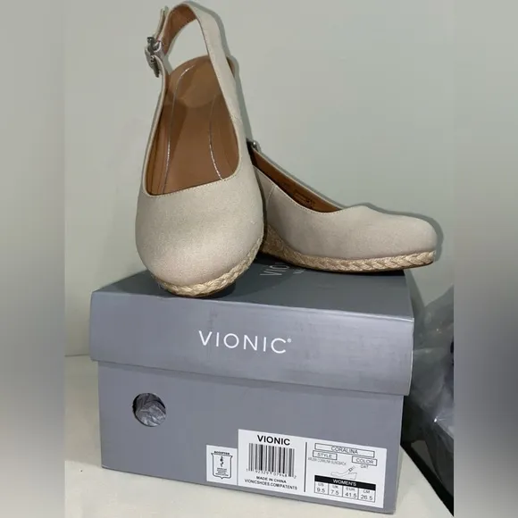 NWT Vionic Coralina Oat Canvas Espadrille Wedge Sandals Size 9 1/2