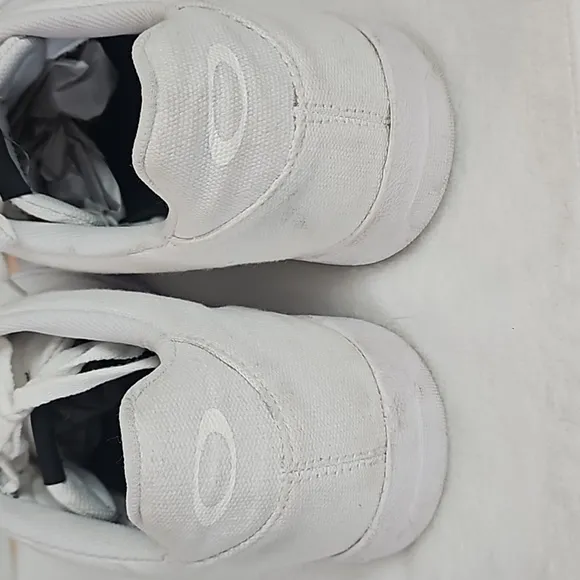 Oakley | Men's White Split Ellipse LogoTennis Shoes Sz 12.5