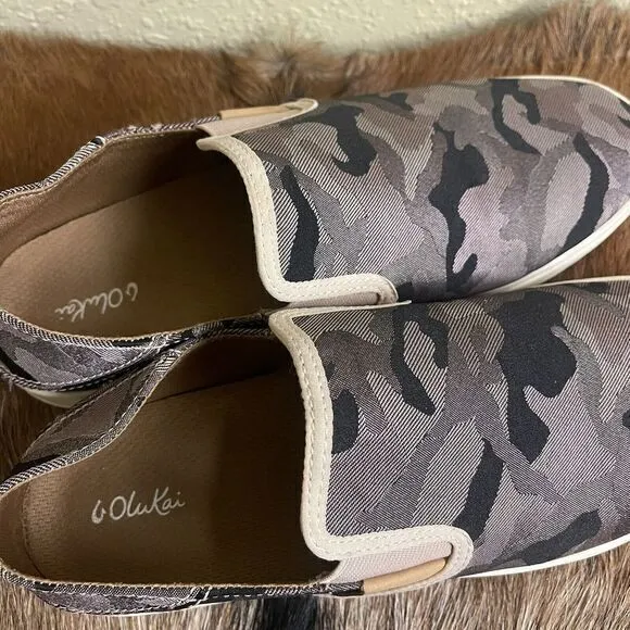 Olukai Pehuea Pa'i Womens‎ 9.5 Camo Slip on Canvas Sneakers Shoes 20360-6QKE