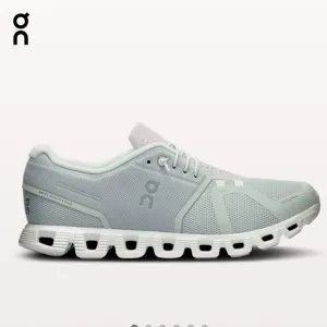 On Cloud 5 Glacier Runnings Shoes