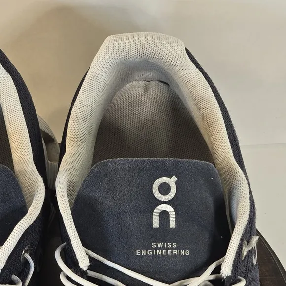 On Cloud 5 Mens 11.5 Running Shoes Athletic Sneakers Training Navy Cloudtech