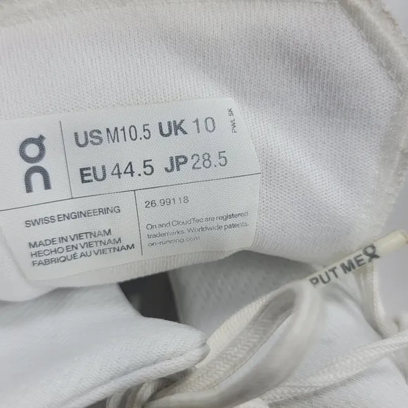 On Cloudnova Running Shoes Mens Size 10.5 Undyed White Training Sneakers Low Top